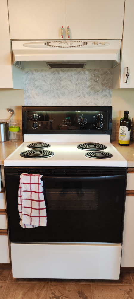 30inch wide Free-Standing Kenmore C888 Range/Oven