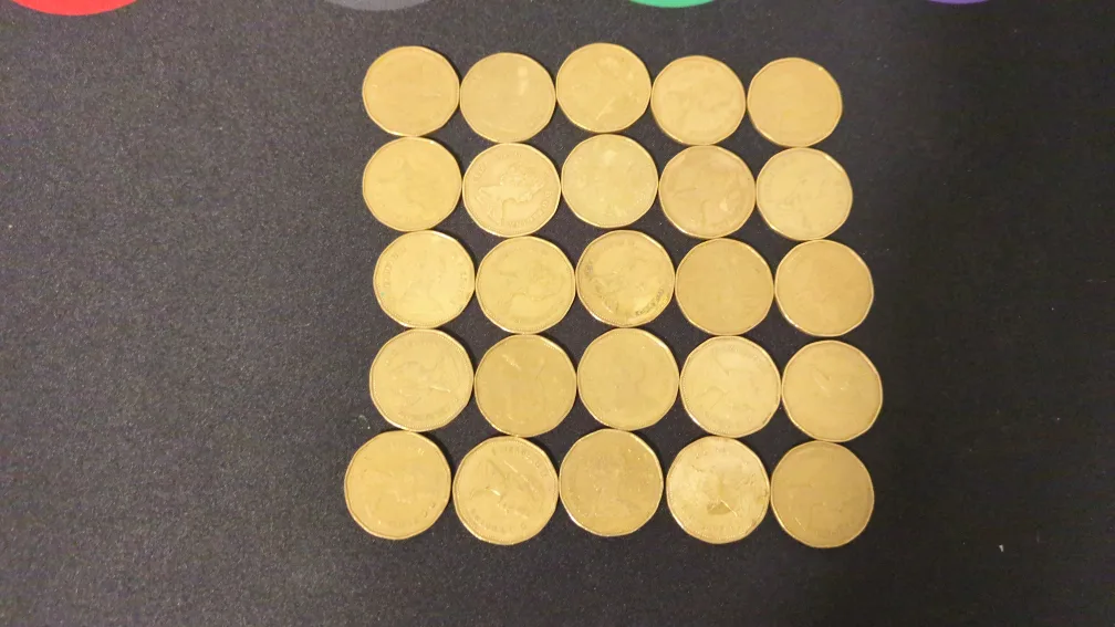25 Canadian Dollar Coins - rarest 1988 Loonie image indicator(2)