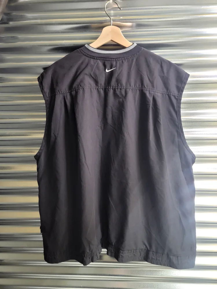 Nike Golf Vest, Size XL, Black image indicator(2)