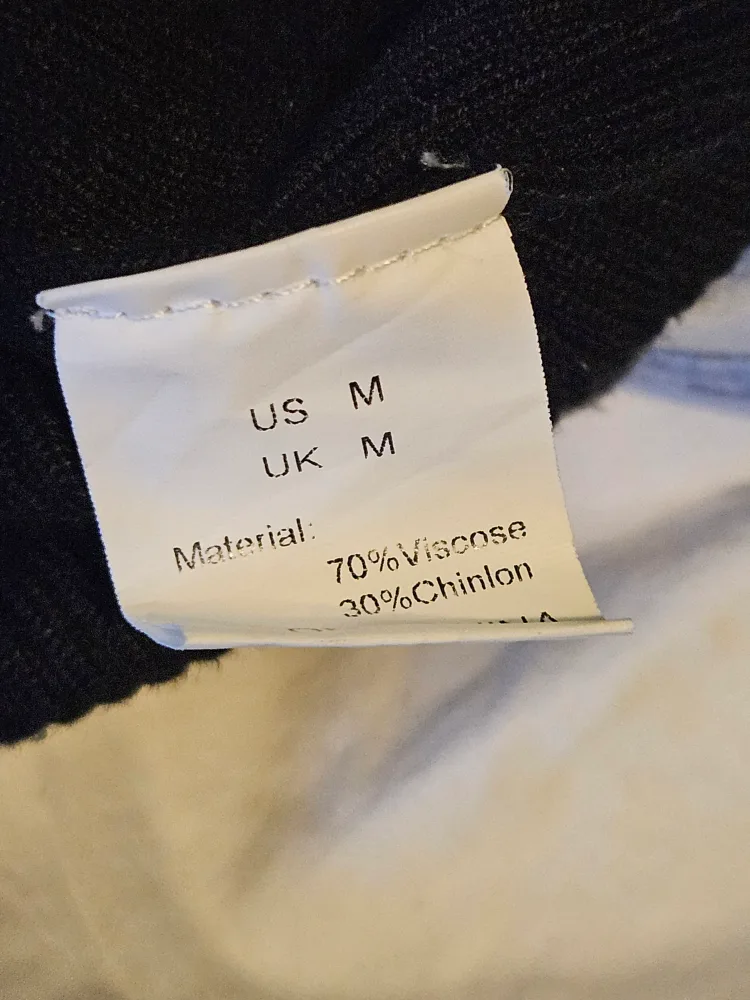 Women's Black Ribbed Turtleneck Sweater - Size Medium image indicator(3)