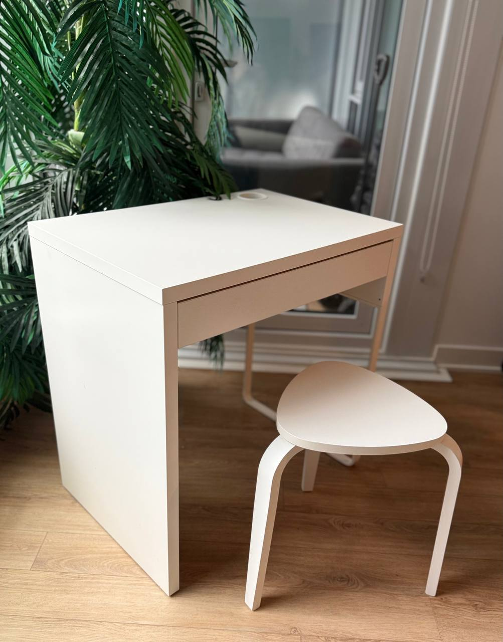 White IKEA Desk with Stool - photo 2