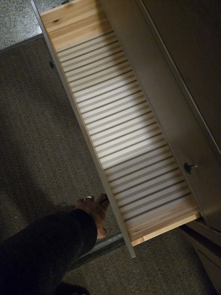 IKEA HEMNES 3 DRAW DRESSER LIKE NEW - photo 5