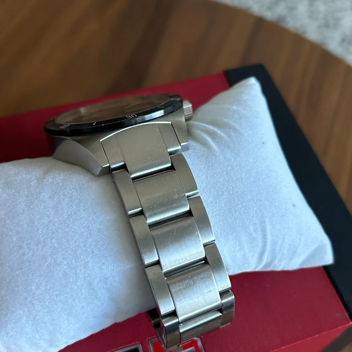 Tissot Men’s PRS 516 Blue Day Date Dial Watch image indicator(8)