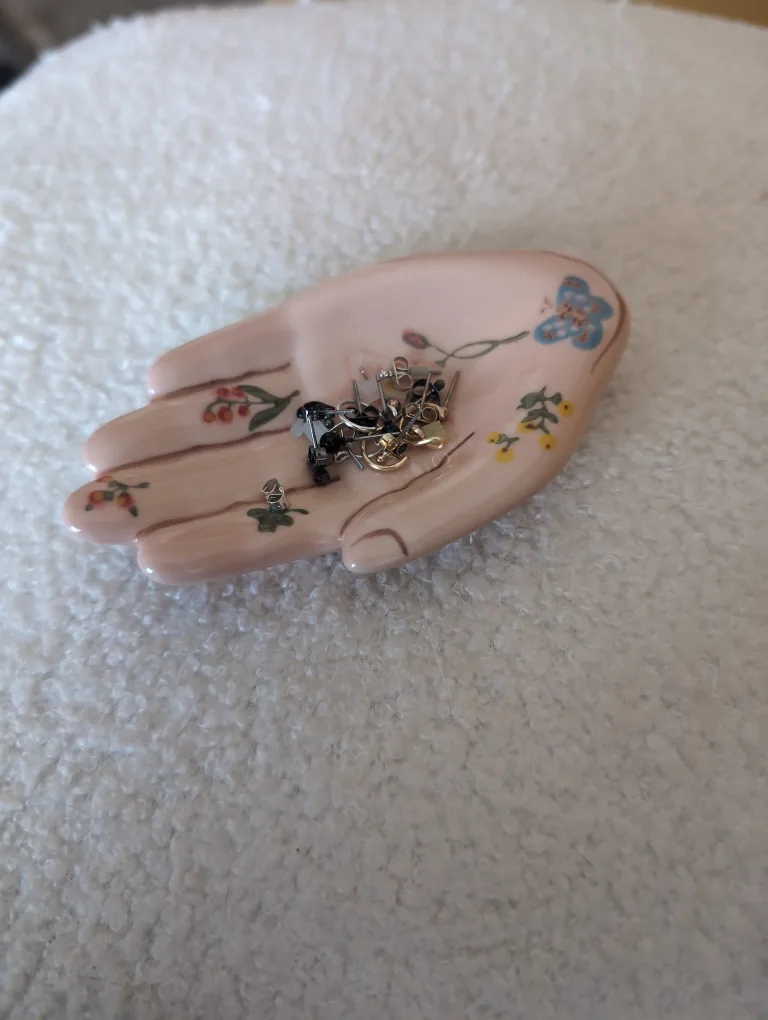 Floral Hand-Shaped Trinket Dish image indicator(2)