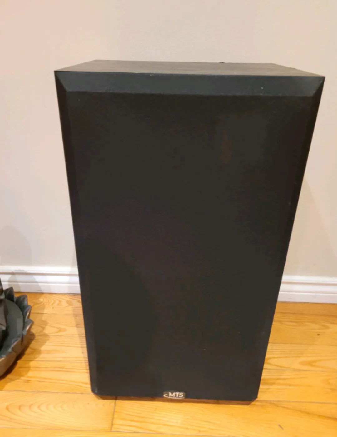 MTS 2012 Home Theatre Speakers image indicator(3)