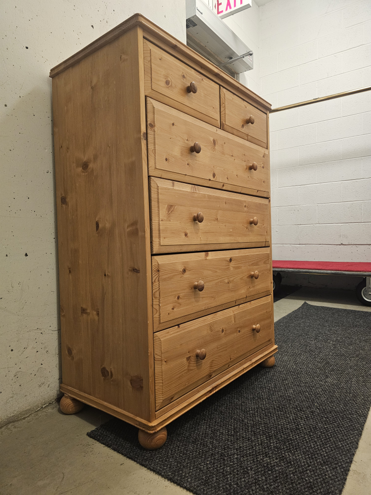Dresser available - photo 3