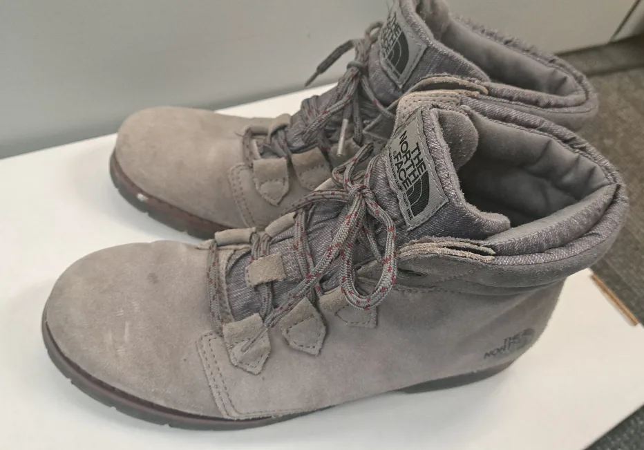 ⬆️😐 North Face Women's Heatseeker Insulated Suede Boots 🥾 image indicator(3)