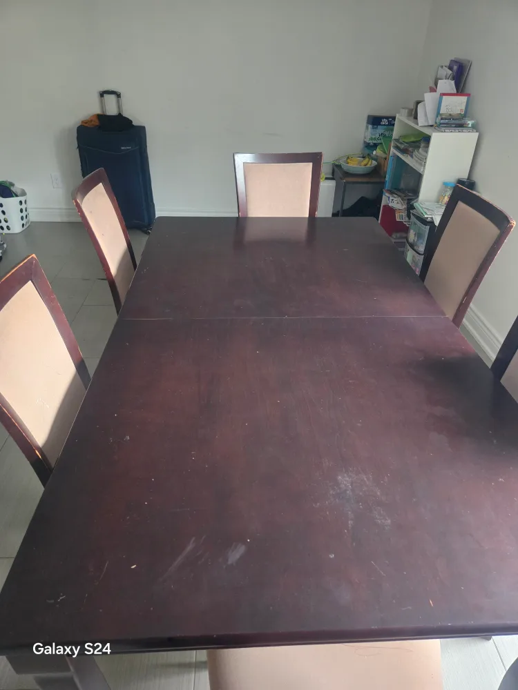 Solid wood Dining Table and  8 Chairs (extendable) image indicator(2)