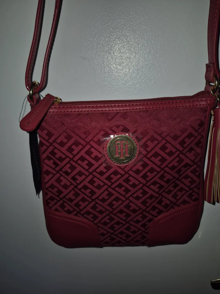 Tommy Hilfiger Red Crossbody Bag image indicator(7)