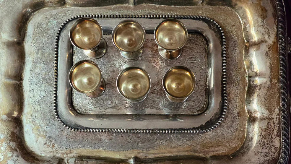Vintage Silver Plated Tray with Six Shot Glasses image indicator(2)