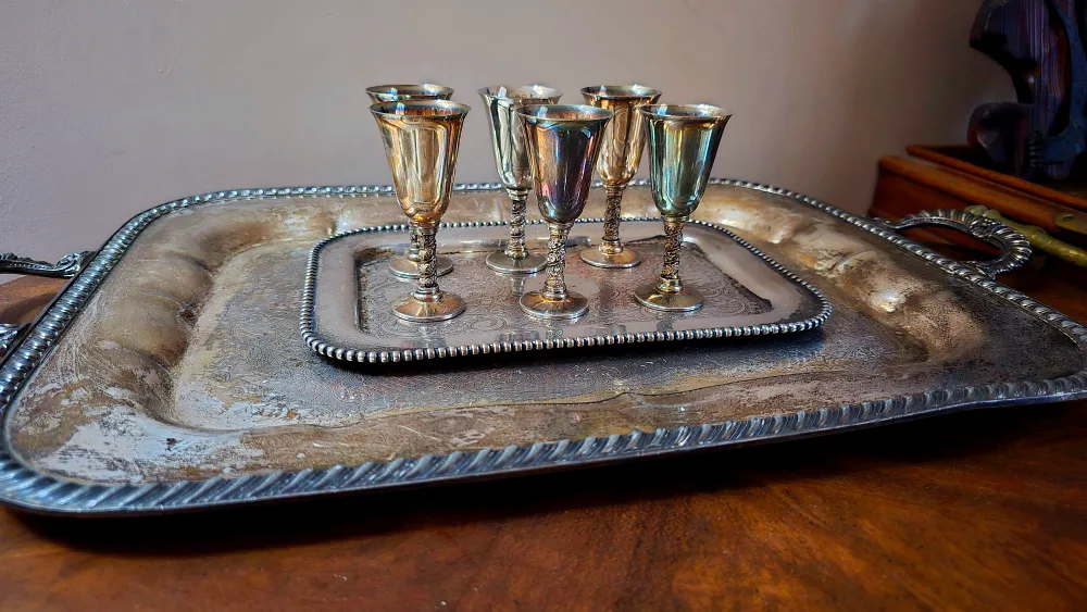 Vintage Silver Plated Tray with Six Shot Glasses image indicator(3)
