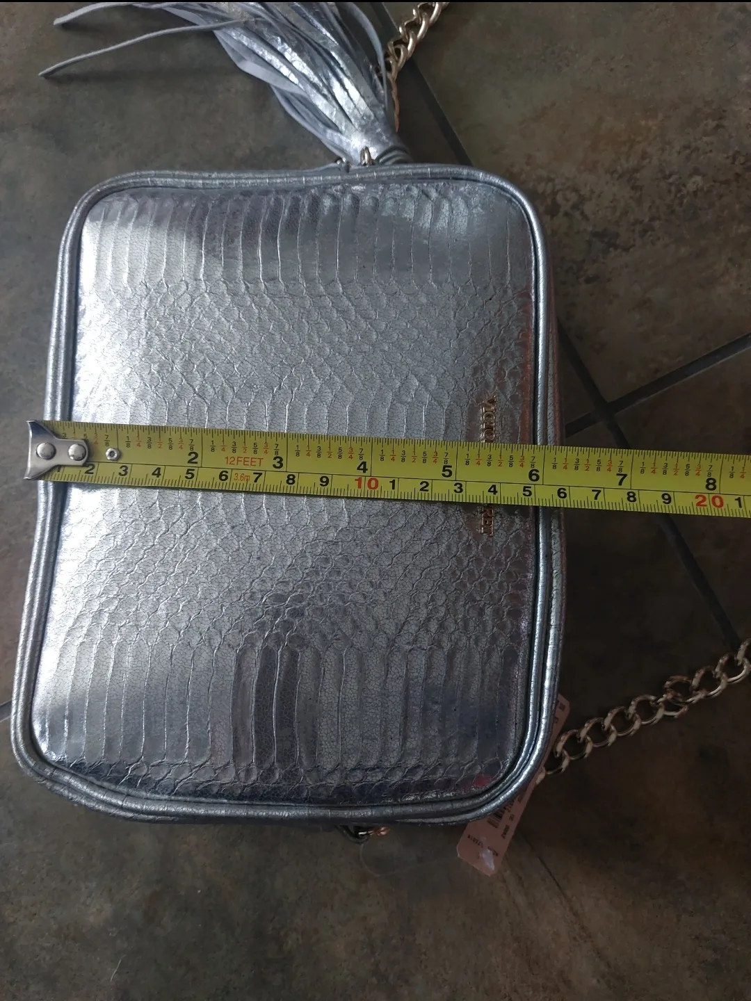 Victoria's secret chain link crossbody bag image indicator(6)