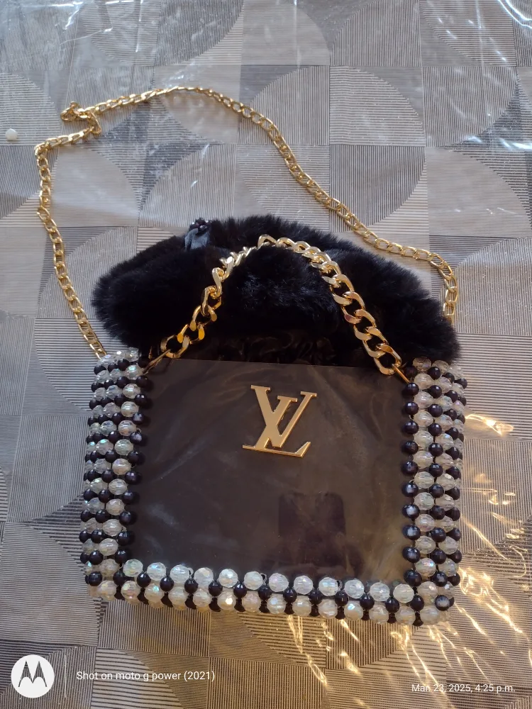 Unique Beaded Crossbody Bag with Fur Pom Pom image indicator(2)