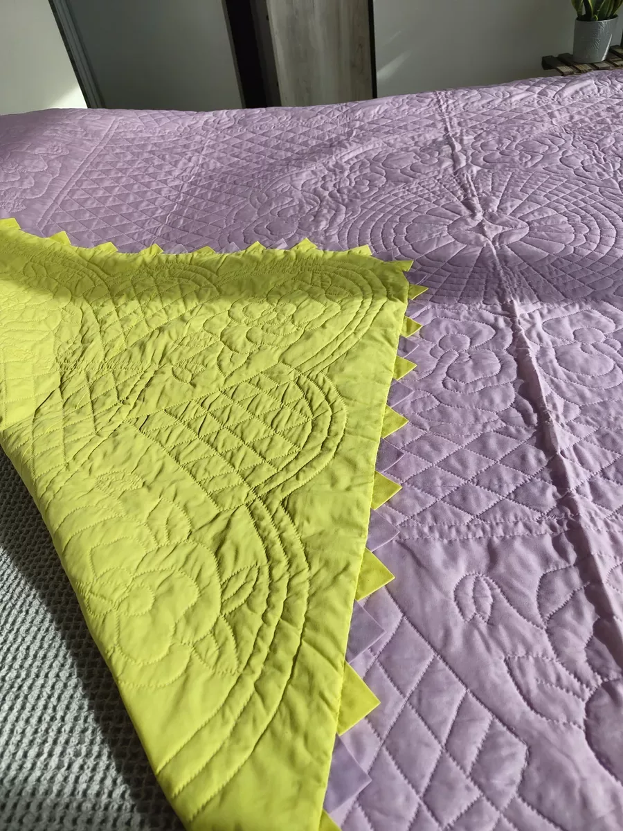 1950s Handmade Vintage Quilt :: Made in Canada image indicator(4)