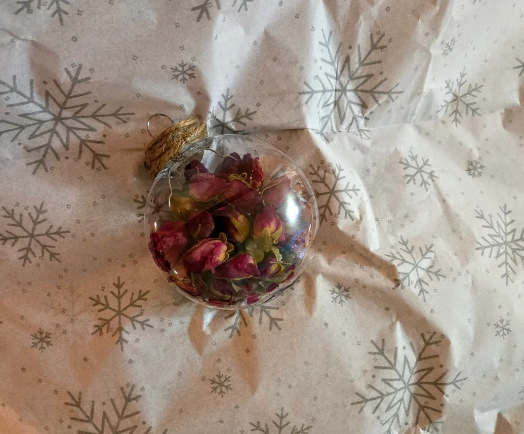 "Witch's" balls image indicator(2)