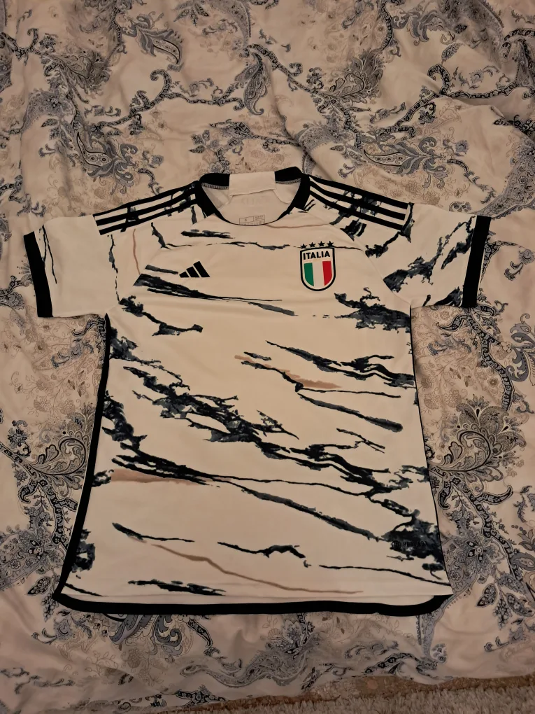 Adidas Italia Away Jersey - Size Small thumbnail