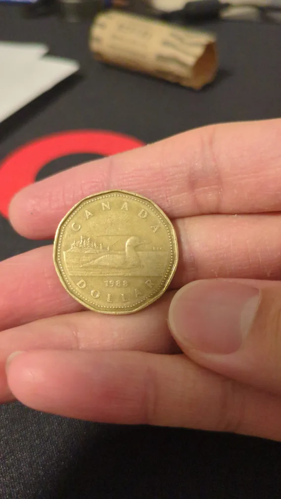 25 Canadian Dollar Coins - rarest 1988 Loonie image indicator(3)