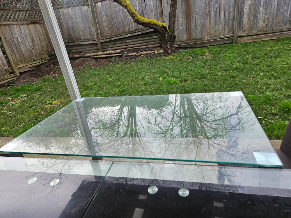 dining table with chairs image indicator(2)