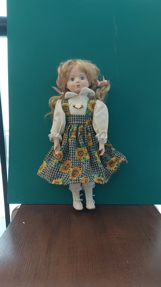The Lisa Collection Porcelain Doll