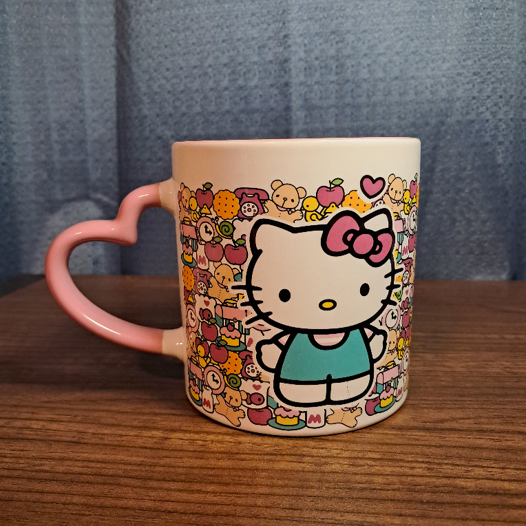Hello Kitty Heart Mug 💕🥺