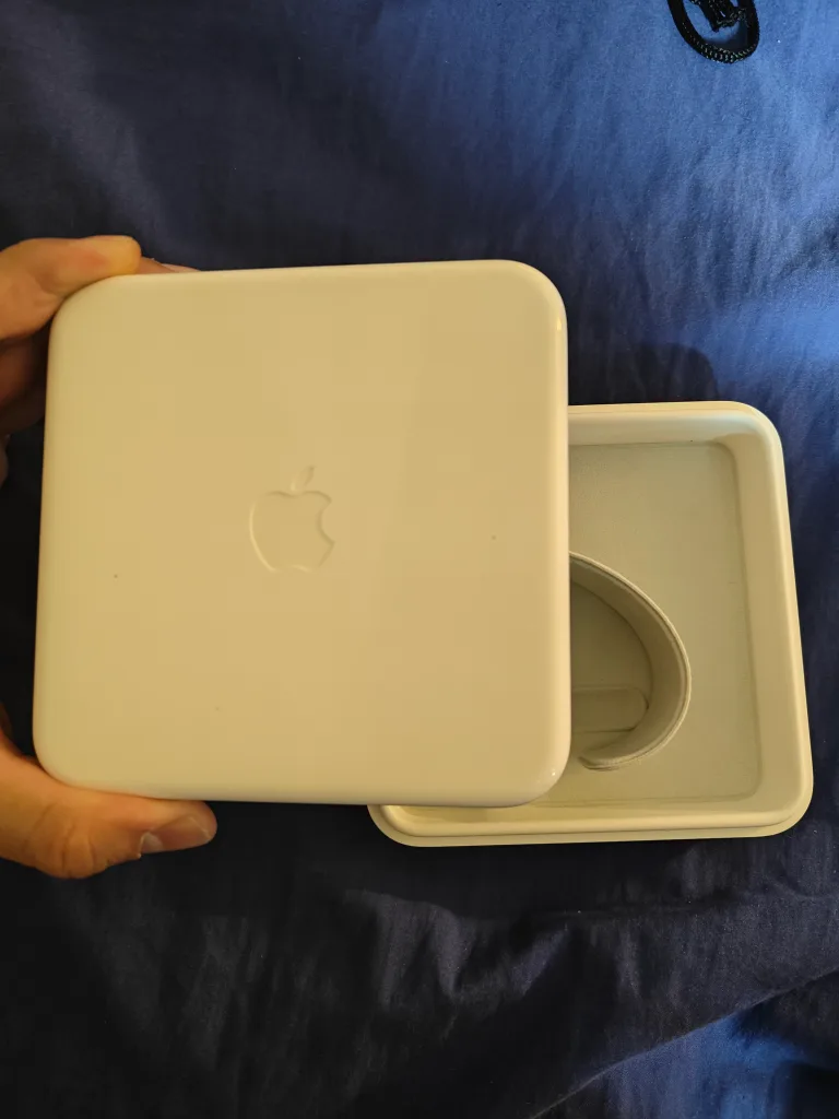 Apple empty Watch Box original image indicator(2)