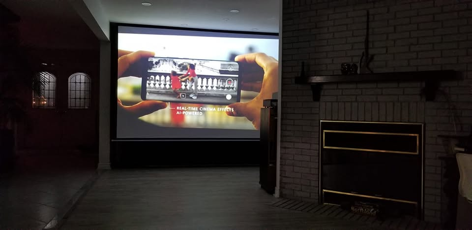 Branson automatic, Motorized Projector Screen - photo 3