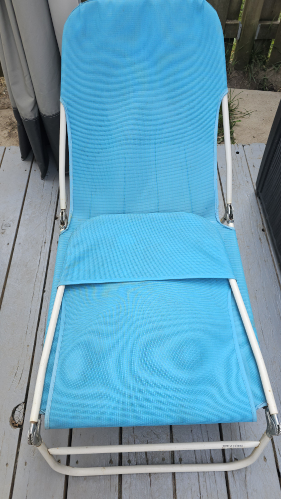 Vintage Blue Folding Lounge Chair - photo 2