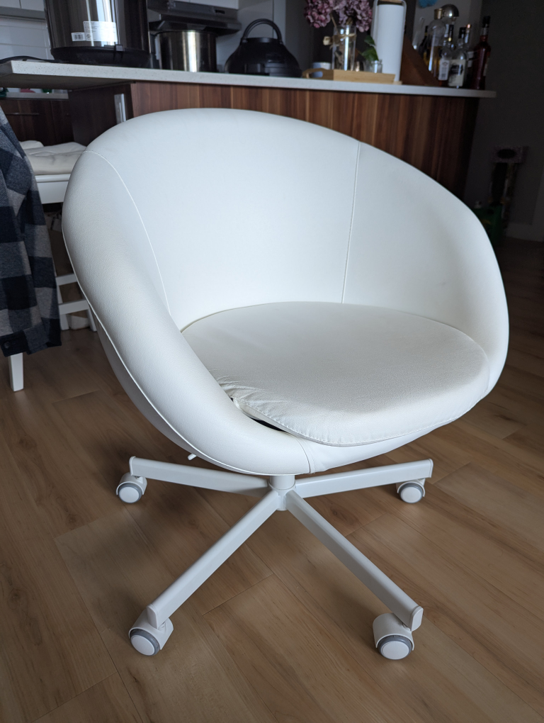 White Ikea Rolling Desk Chair - photo 3
