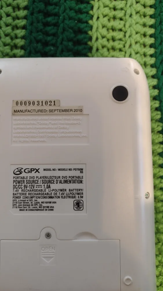 GPX Portable DVD Player - PQT750WK image indicator(4)