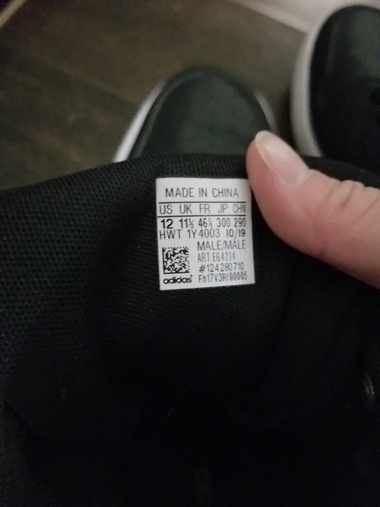 Adidas Men's Black High-Top Sneakers - Size 12 image indicator(4)