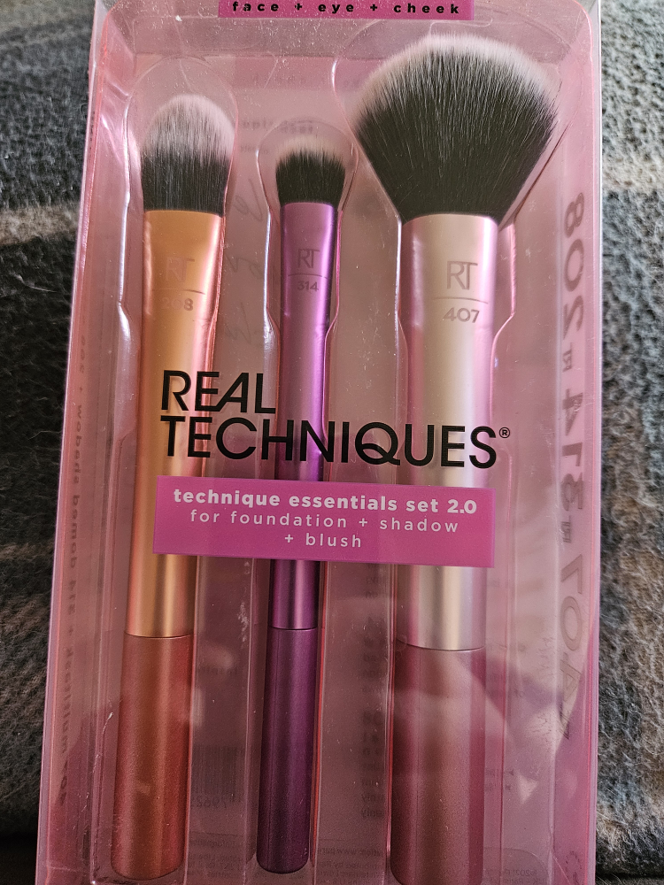 Real Techniques Technique Essentials Set 2.0 Makeup Brush Set