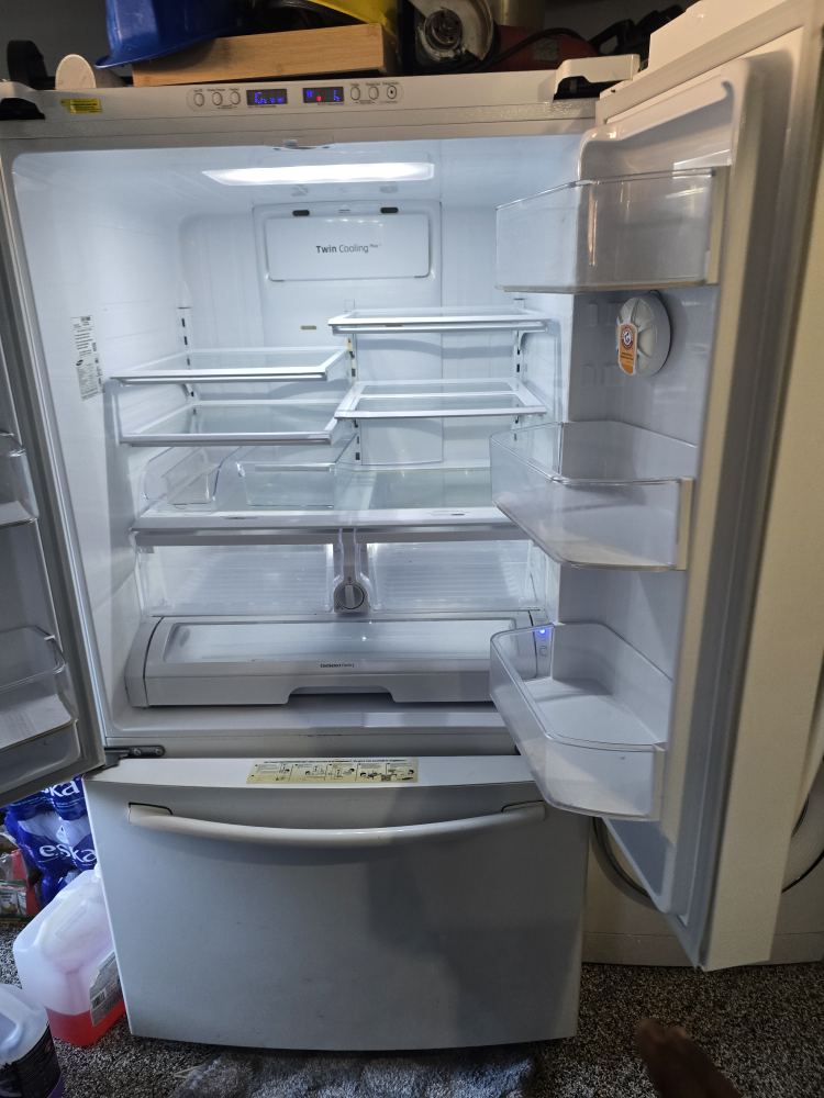 Samsung French Door Refrigerator - White - photo 2