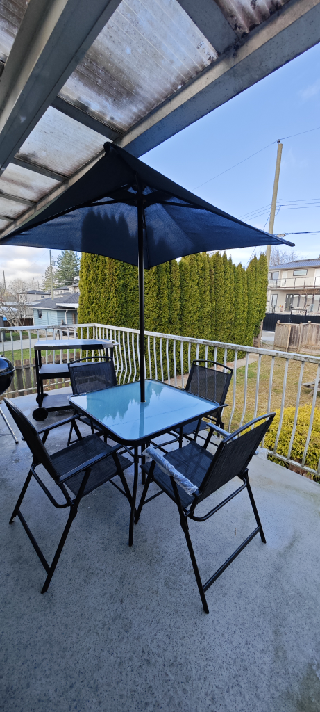 Patio Set with Umbrella - photo 3