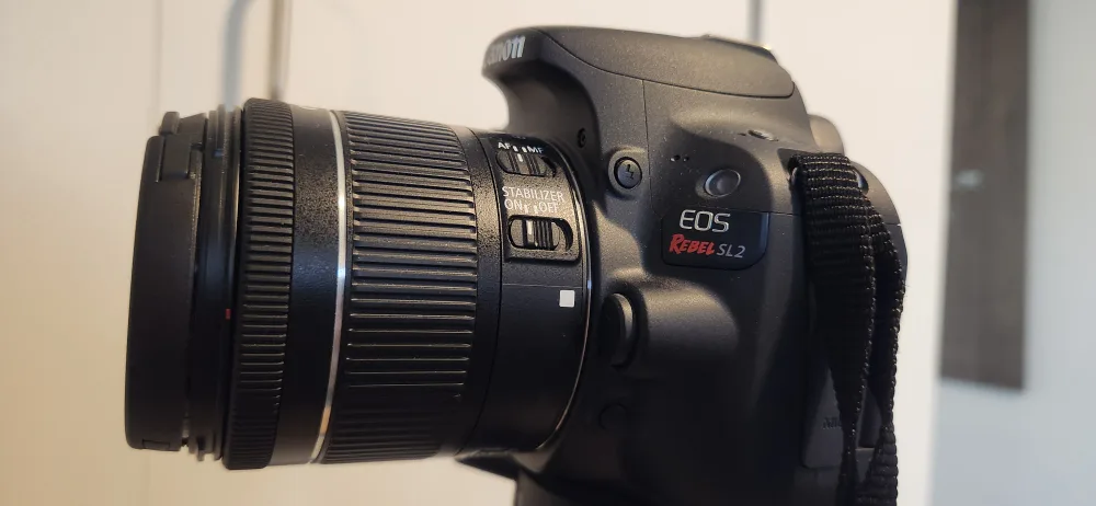 Canon EOS Rebel SL2 DSLR Camera🧡 image indicator(3)