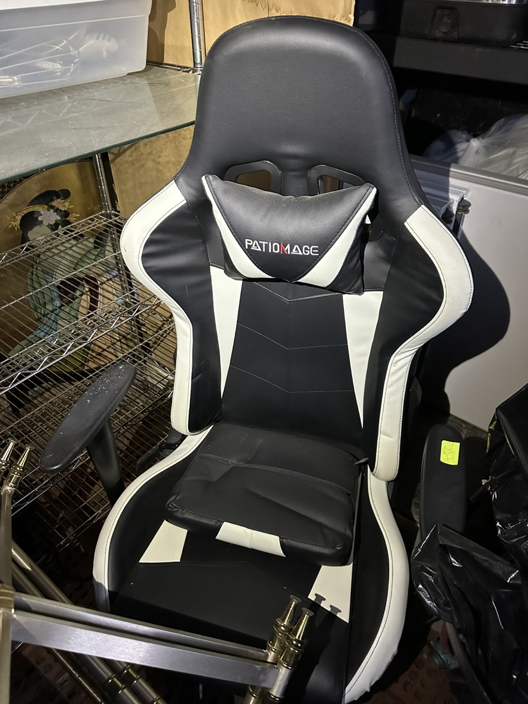PATIOMAGE Gaming Chair with Footrest
