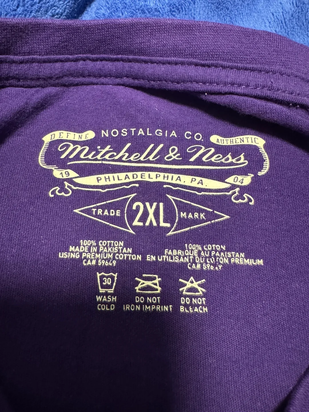 Mitchell & Ness Toronto Raptors Vintage T-Shirt - 2XL image indicator(2)