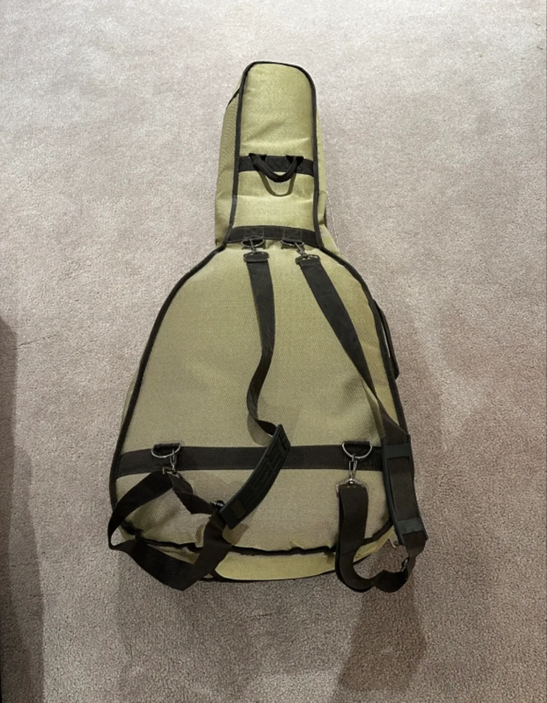 Yamaha C40 Classical Guitar with Gig Bag image indicator(2)