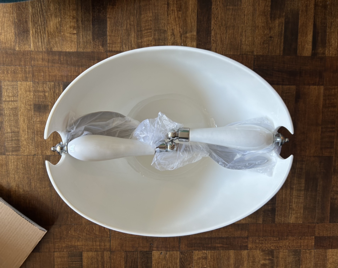 Laura Matte Salad Bowl with Servers - photo 2