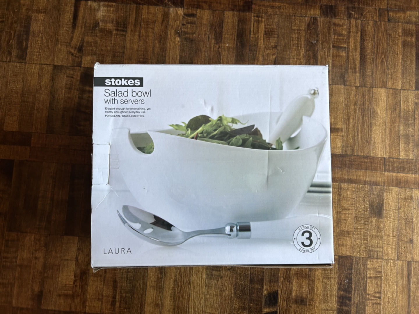 Laura Matte Salad Bowl with Servers