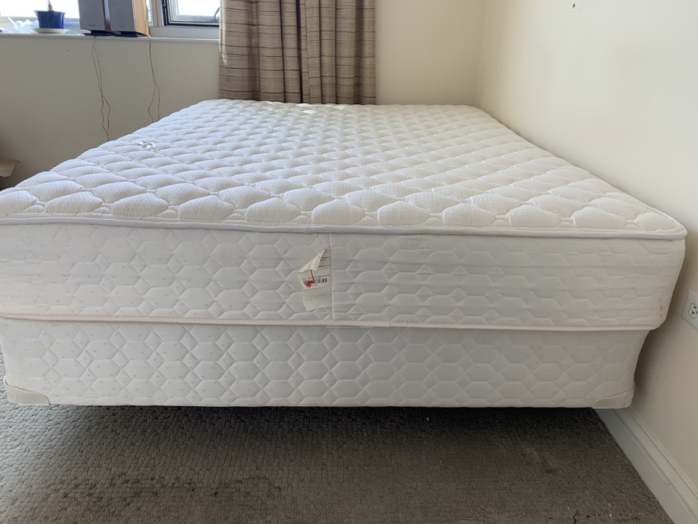 Sealy Queen Mattress Set with Frame