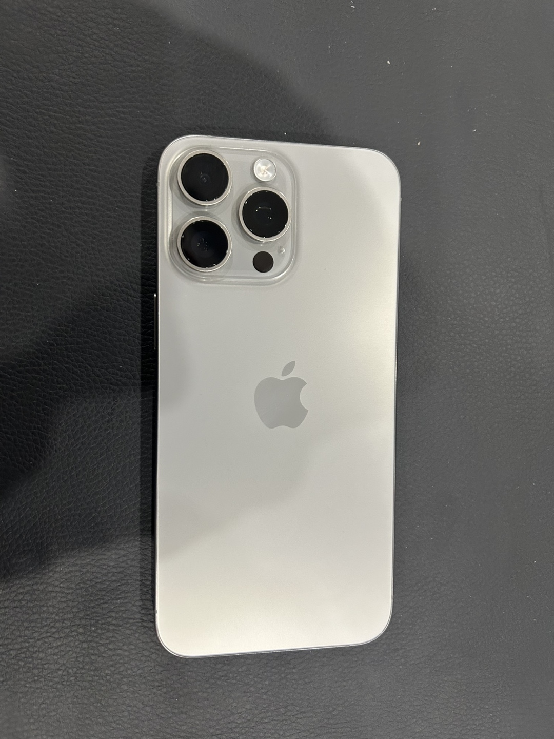 iPhone 15 Pro Max - 256GB - photo 3
