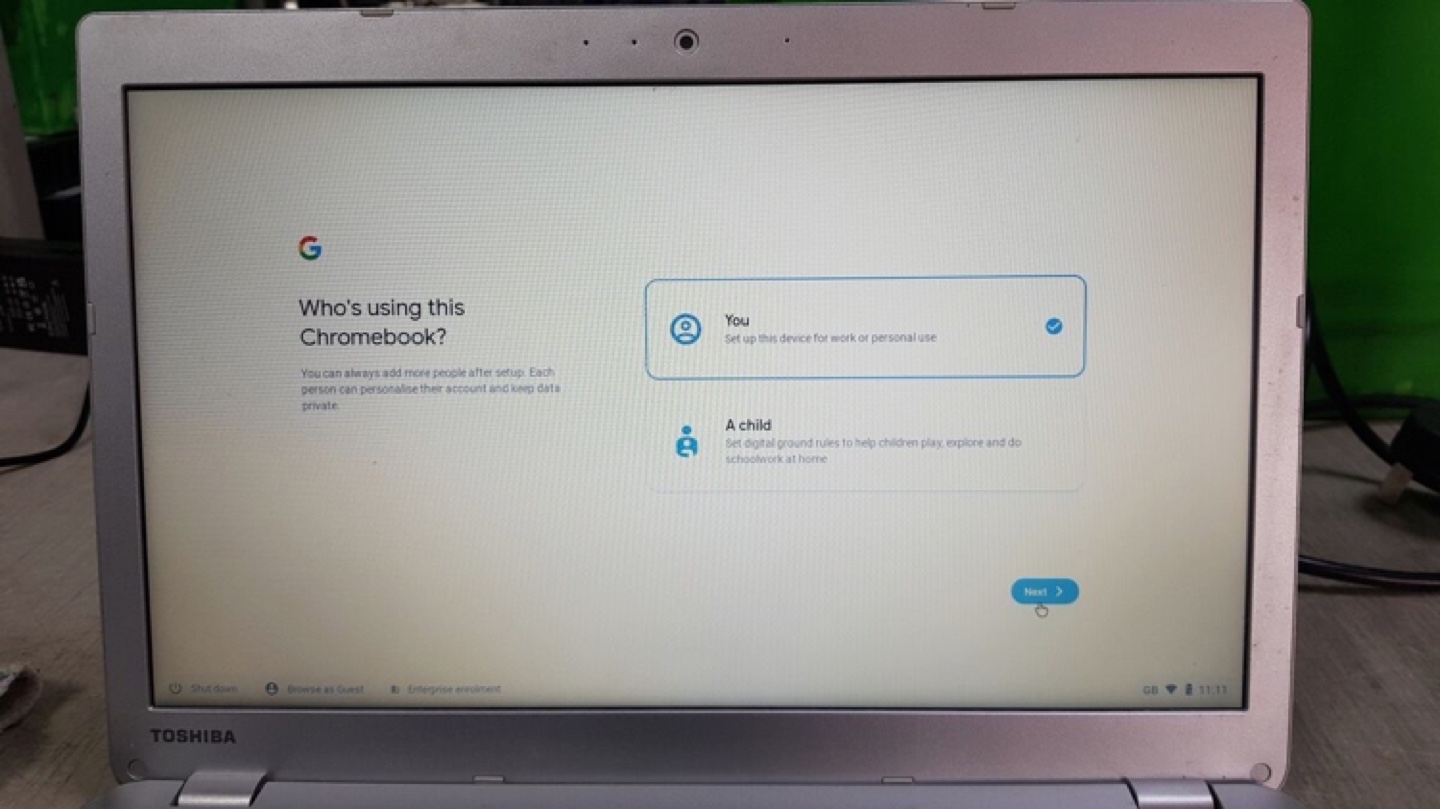 Toshiba Chromebook CB30 - photo 5