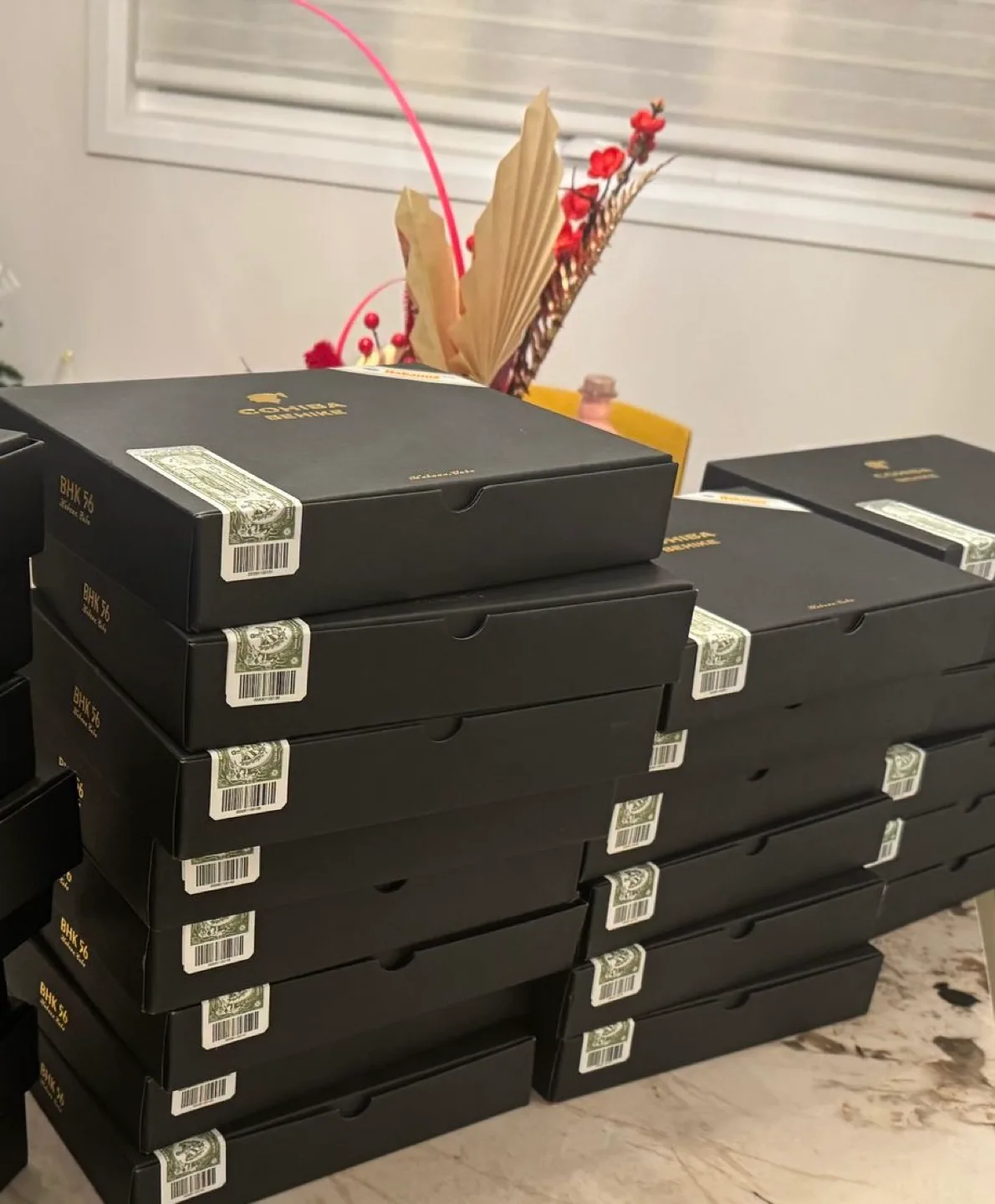 Cohibas cigar box thumbnail