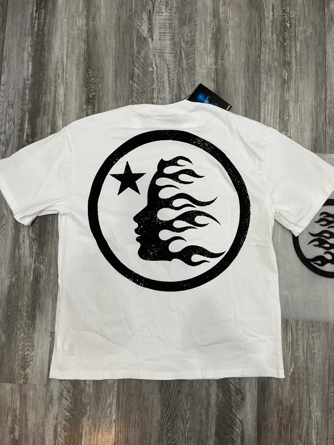 HELLSTAR T shirt image indicator(2)