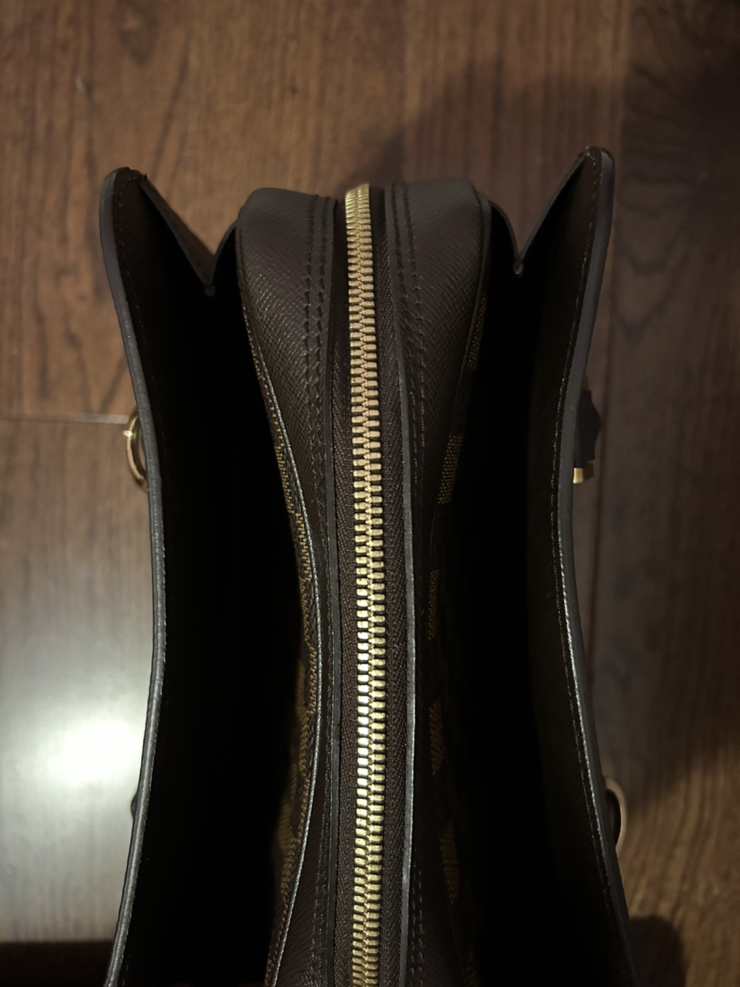 Authentic Louis Vuitton Damier Azur Handbag - photo 3