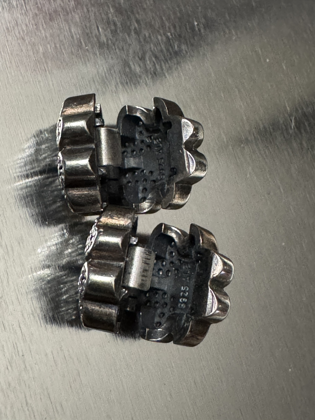 Authentic Pandora Petals of Love Clips Sparkling Clover Clear CZ - photo 4