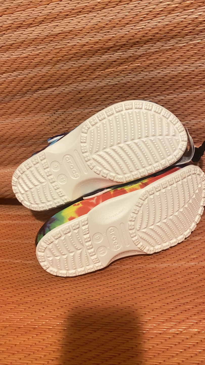 Crocs Classic Tie-Dye Clogs Size 9 men 11 women - photo 4