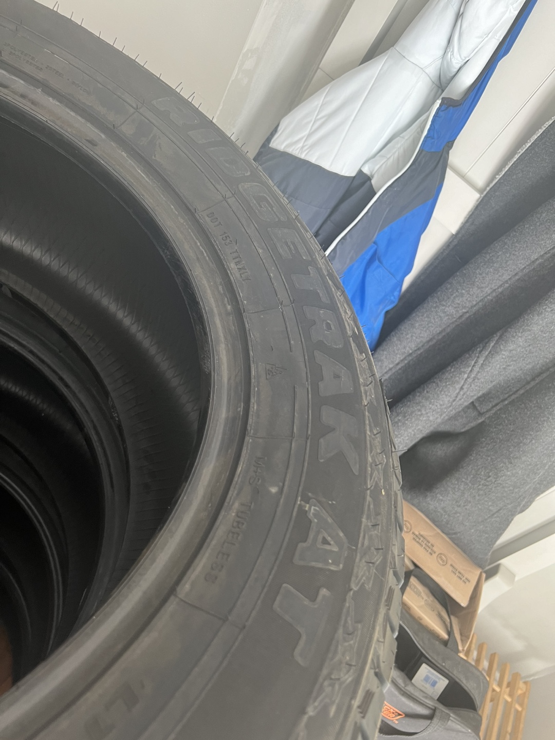 Set of 5 LT305/55R20 General Grabber X3 All-Terrain Tires - photo 4