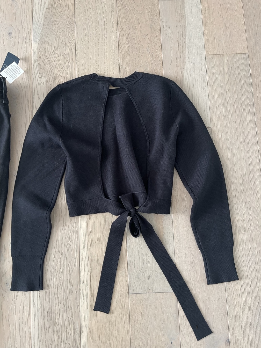 New Abercrombie woman’s jeans & sweater $80 each - photo 2