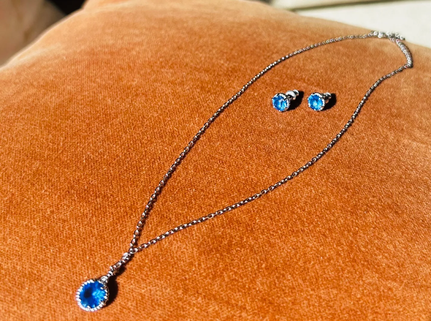 Swarovski Crystal Blue Necklace and Earring Set thumbnail